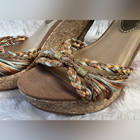 Fioni Braided Multi-Color Wedges - Picture 5 of 14